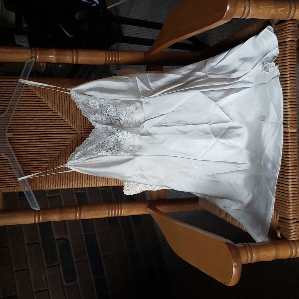 Vintage Victoria's Secret nighty, size S